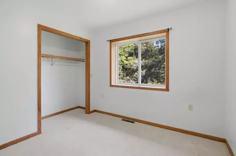 Bedroom - 22567 Csah 14, Darwin, MN 55324 photo 7 of 7