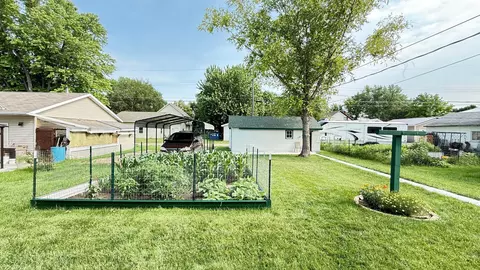 335 E Schlieman Ave, Appleton, MN 56208 photo 7