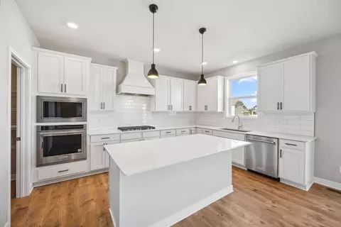 Kitchen - 3748 Brookside Dr, Chaska, MN 55318 photo 2 of 5