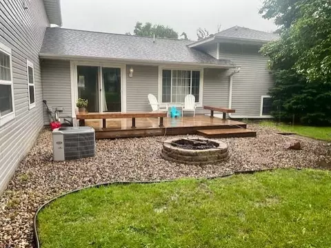 225 Country Club Dr, Lewiston, MN 55952