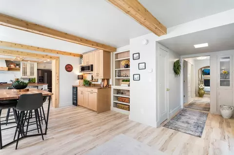 Entry Way - 225 N 26th Ave E, Duluth, MN 55812 photo 1 of 2