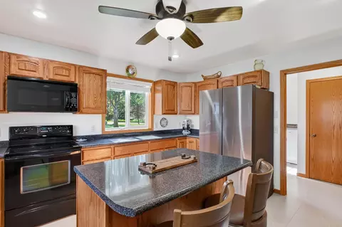 Kitchen - 14790 Garden Loop, Osakis, MN 56360 photo 3 of 3