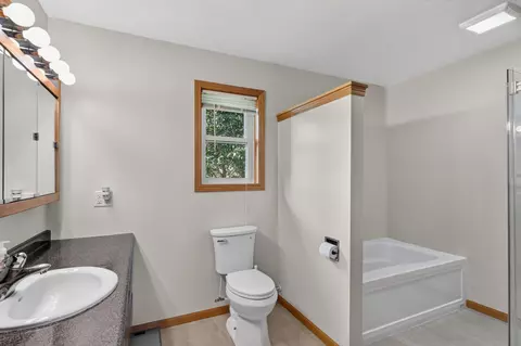 Bath - 14790 Garden Loop, Osakis, MN 56360 photo 2 of 3