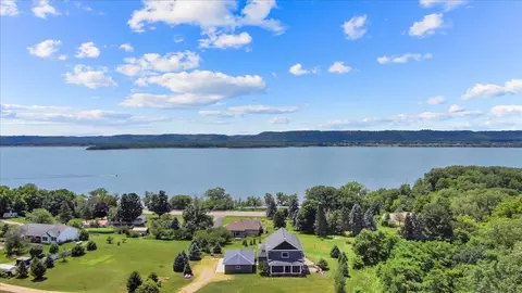 w12420 Wisconsin 35, Stockholm, WI 54769