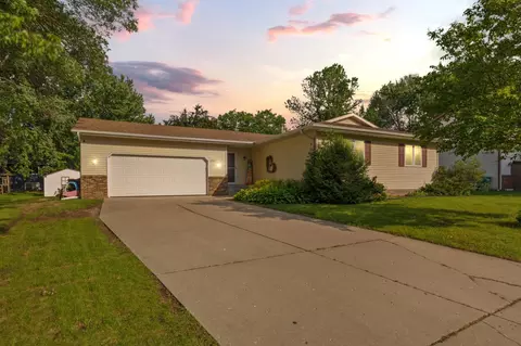 1965 3rd Ave NE, Owatonna, MN 55060