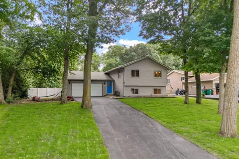 17411 Sunset Trl SW, Prior Lake, MN 55372
