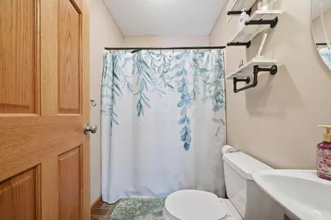 Bath - 15838 100th St SE, Becker, MN 55308 photo 2 of 3