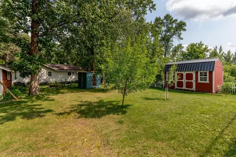 Exterior - 213 3rd St N, Hackensack, MN 56452 photo 11 of 14