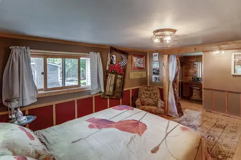 Bedroom - 213 3rd St N, Hackensack, MN 56452 photo 4 of 4