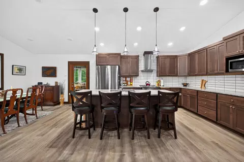 Kitchen - 14870 E Fish Hook Dr, Park Rapids, MN 56470 photo 2 of 4