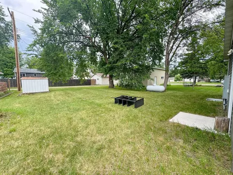 Exterior - 117 3rd St NE, Barnesville, MN 56514 photo 7 of 10