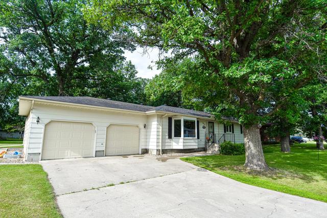 808 Alice Dr, Thief River Falls, MN 56701