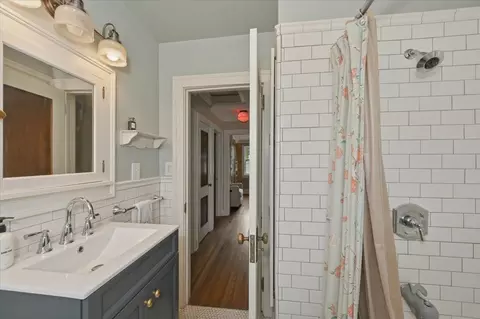 Bath - 3909 W 5th St, Duluth, MN 55807 photo 2 of 2