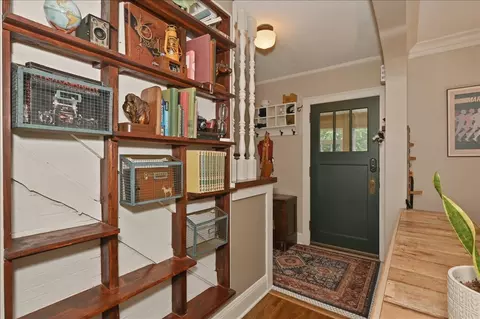 Entry Way - 3909 W 5th St, Duluth, MN 55807 photo 1 of 2