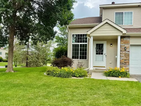 5237 207th St N, Forest Lake, MN 55025