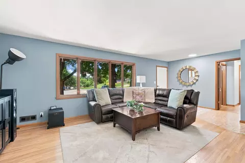 Living - 9101 Upton Ave S, Bloomington, MN 55431 photo 1 of 4