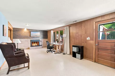 Living - 9101 Upton Ave S, Bloomington, MN 55431 photo 4 of 4