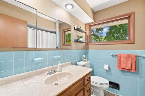 Bath - 9101 Upton Ave S, Bloomington, MN 55431 photo 1 of 2