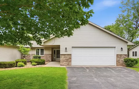 1009 Fairway Dr, Princeton, MN 55371