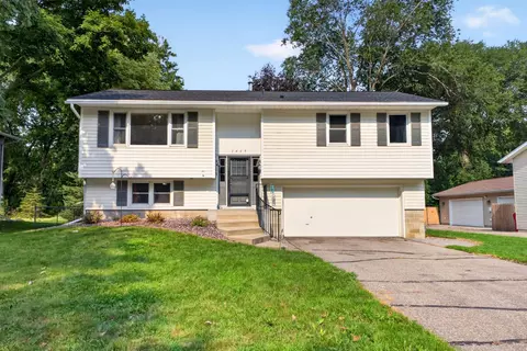 1469 6th Ave SW, Rochester, MN 55902