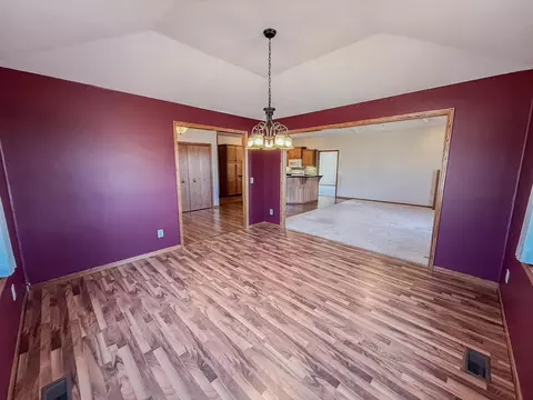 2953 9th Ave SE, Willmar, MN 56201 photo 15