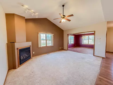 2953 9th Ave SE, Willmar, MN 56201 photo 8