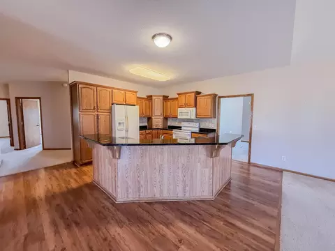 2953 9th Ave SE, Willmar, MN 56201 photo 9