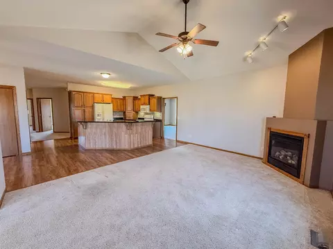 2953 9th Ave SE, Willmar, MN 56201 photo 7