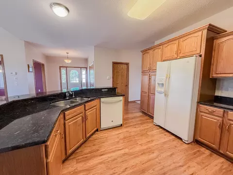 2953 9th Ave SE, Willmar, MN 56201 photo 11