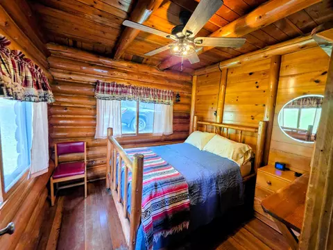 Bedroom - 51812 Becker Rd, Bigfork, MN 56628 photo 4 of 7