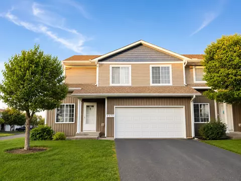 6478 Saddlebred Way, Forest Lake, MN 55025