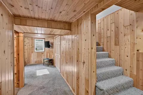 Entry Way - 32067 County 3, Eagle Bend, MN 56446 photo 1 of 2