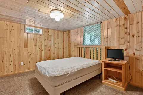 Bedroom - 32067 County 3, Eagle Bend, MN 56446 photo 6 of 7