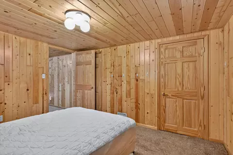 Bedroom - 32067 County 3, Eagle Bend, MN 56446 photo 7 of 7