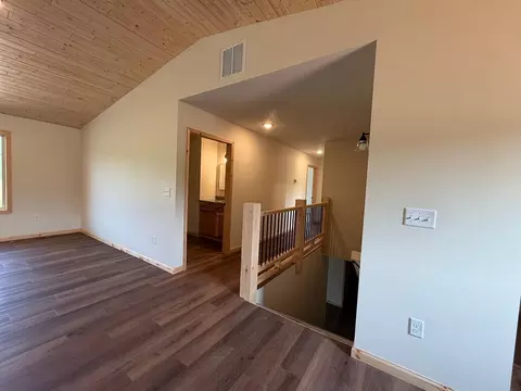 Entry Way - 22859 285th Ave, Akeley, MN 56433 photo 3 of 4