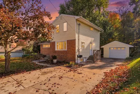 152 Oak St, Amery, WI 54001