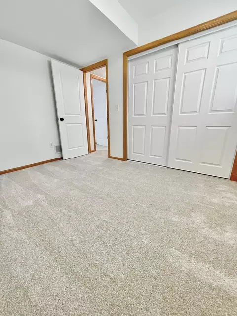 Bedroom - 2011 Lake View Dr, Jordan, MN 55352 photo 7 of 9