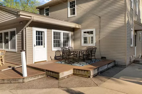 Exterior - 512 6th Ave SW, Austin, MN 55912 photo 6 of 11