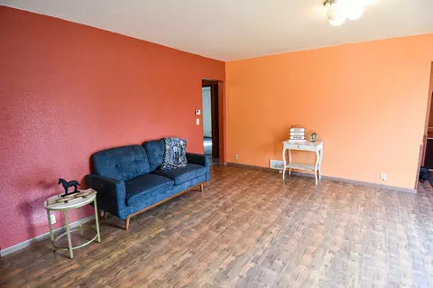Living - 237 E Nelson Ave, Warren, MN 56762 photo 2 of 4