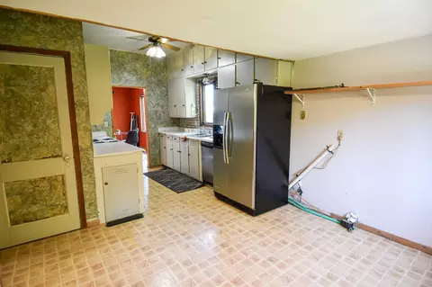 Kitchen - 237 E Nelson Ave, Warren, MN 56762 photo 6 of 6
