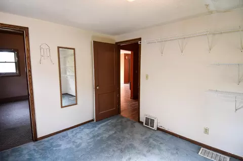 Bedroom - 237 E Nelson Ave, Warren, MN 56762 photo 2 of 4