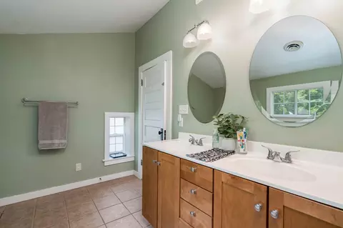 Bath - 520 3rd St S, Waterville, MN 56096 photo 1 of 5