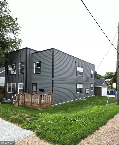 1911 E 32nd St, Minneapolis, MN 55407