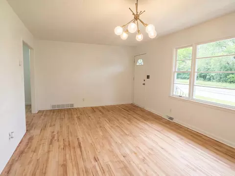 Living - 416 SW 4th St, Brainerd, MN 56401 photo 3 of 3