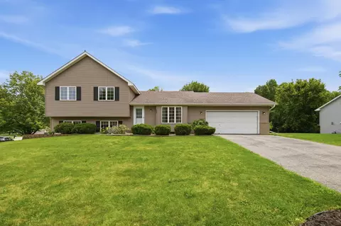 536 14th St, Delano, MN 55328