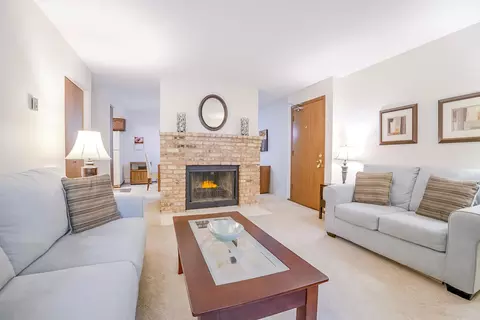 350 Shelard Pkwy #206, Saint Louis Park, MN 55426