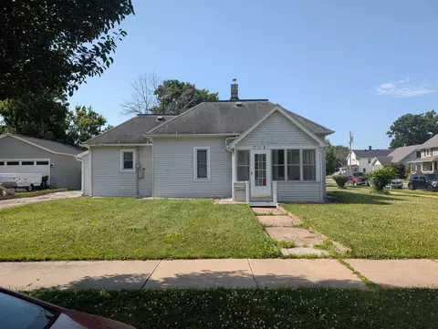 704 7th St SE, Rochester, MN 55904