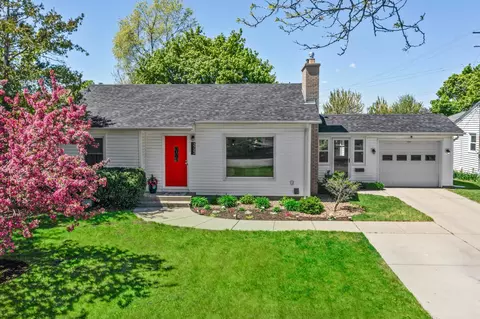 3722 Rhode Island Ave S, Saint Louis Park, MN 55426