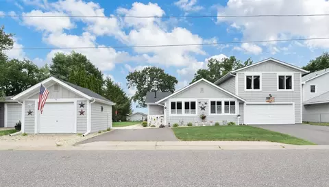 249 Crescent St, Big Lake, MN 55309