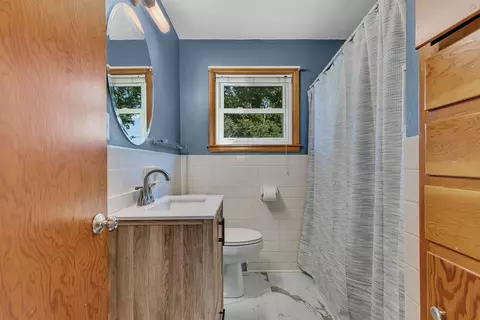 Bath - 515 6th Ave N, Cold Spring, MN 56320 photo 1 of 2